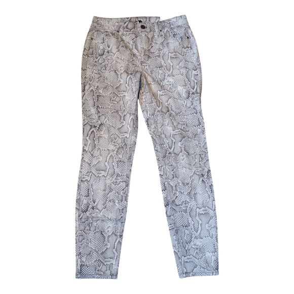 White House Black Market Pants - NWT WHITE HOUSE BLACK MARKET The High Rise Skinny Ankle Snake Print Jeans